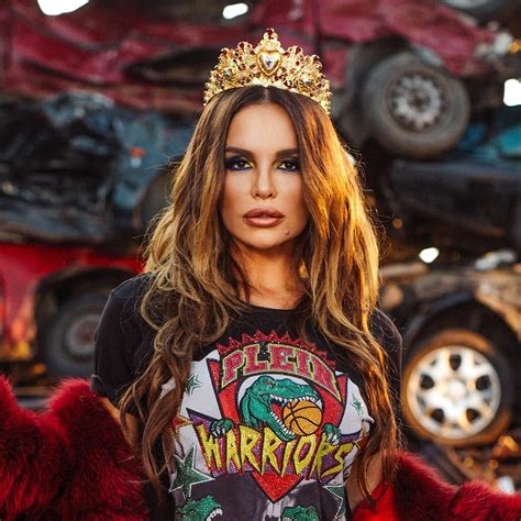 Severina .